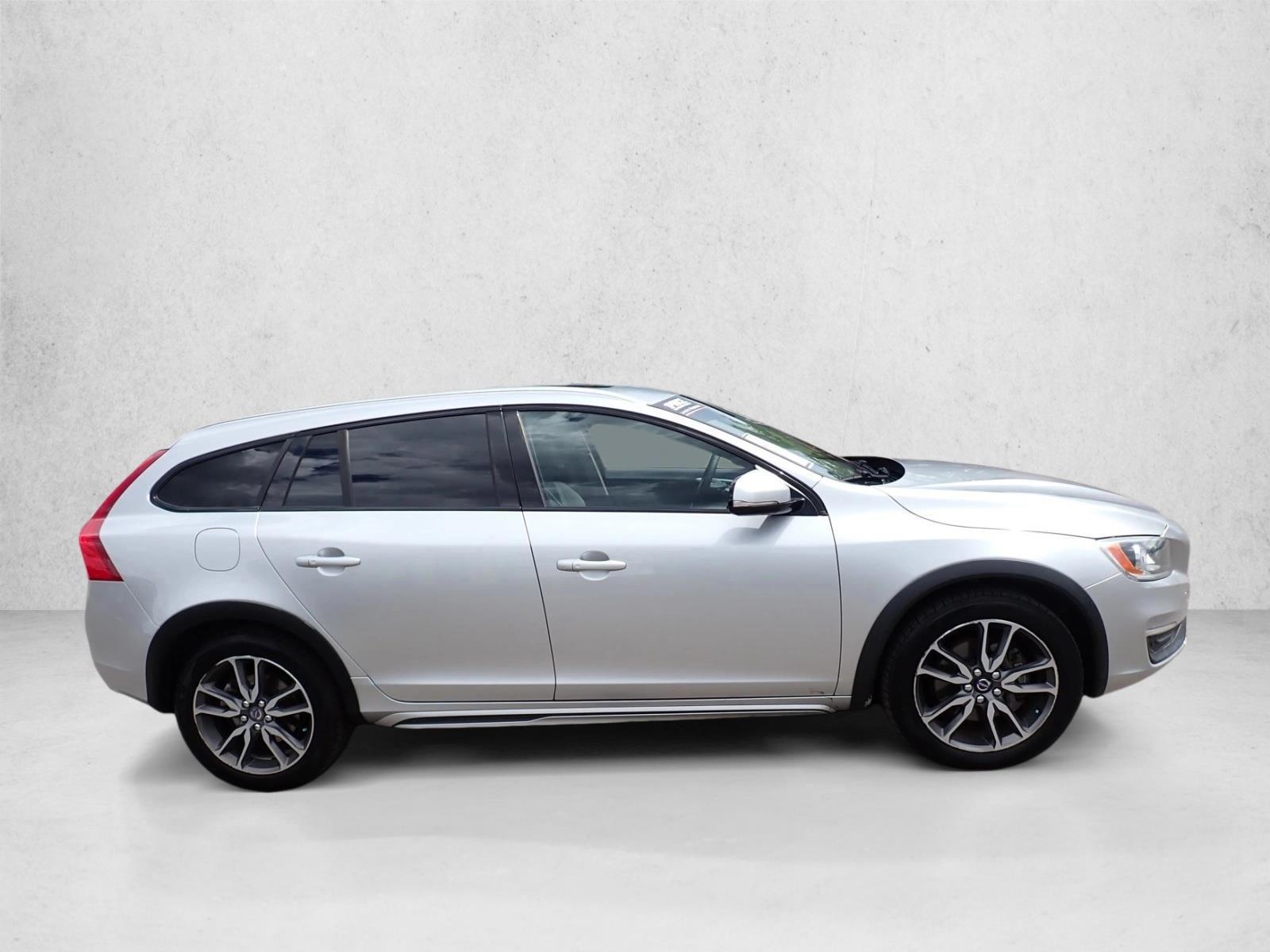 2016 Volvo V60