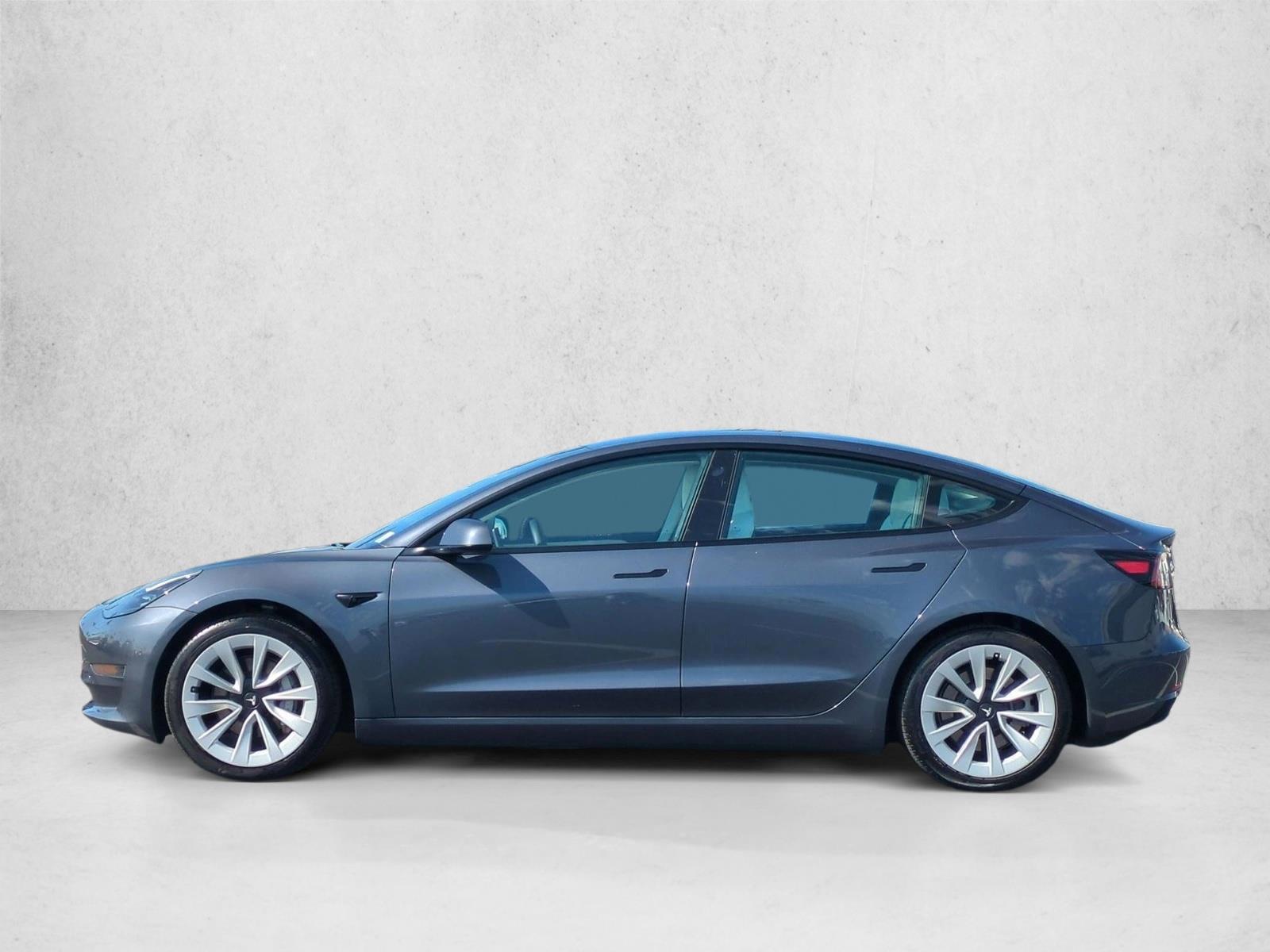 Thumbnail: 2023 Tesla Model 3 - 2