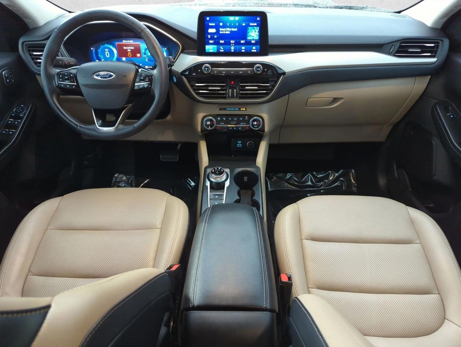 Thumbnail: 2021 Ford Escape - 5