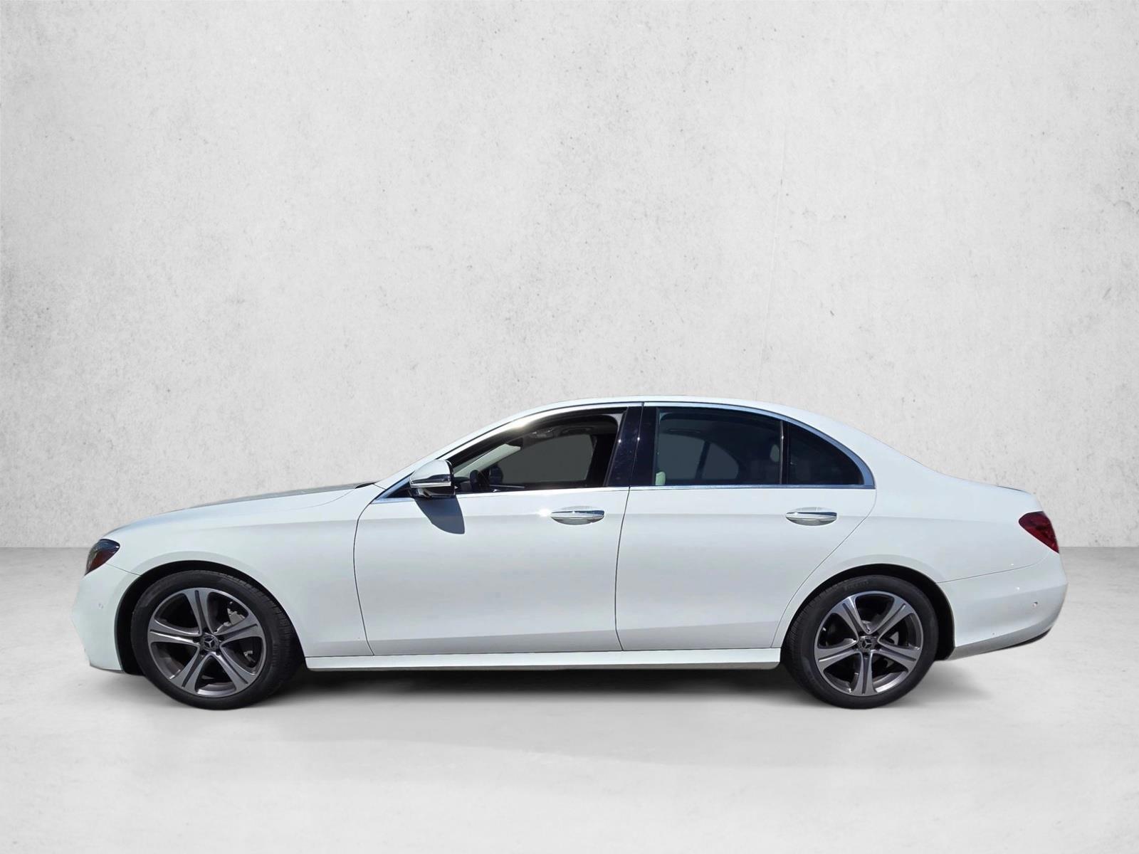 Thumbnail: 2020 Mercedes-Benz E-Class - 2
