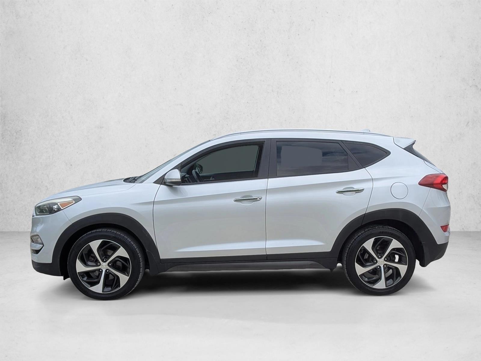 Thumbnail: 2016 Hyundai Tucson - 2
