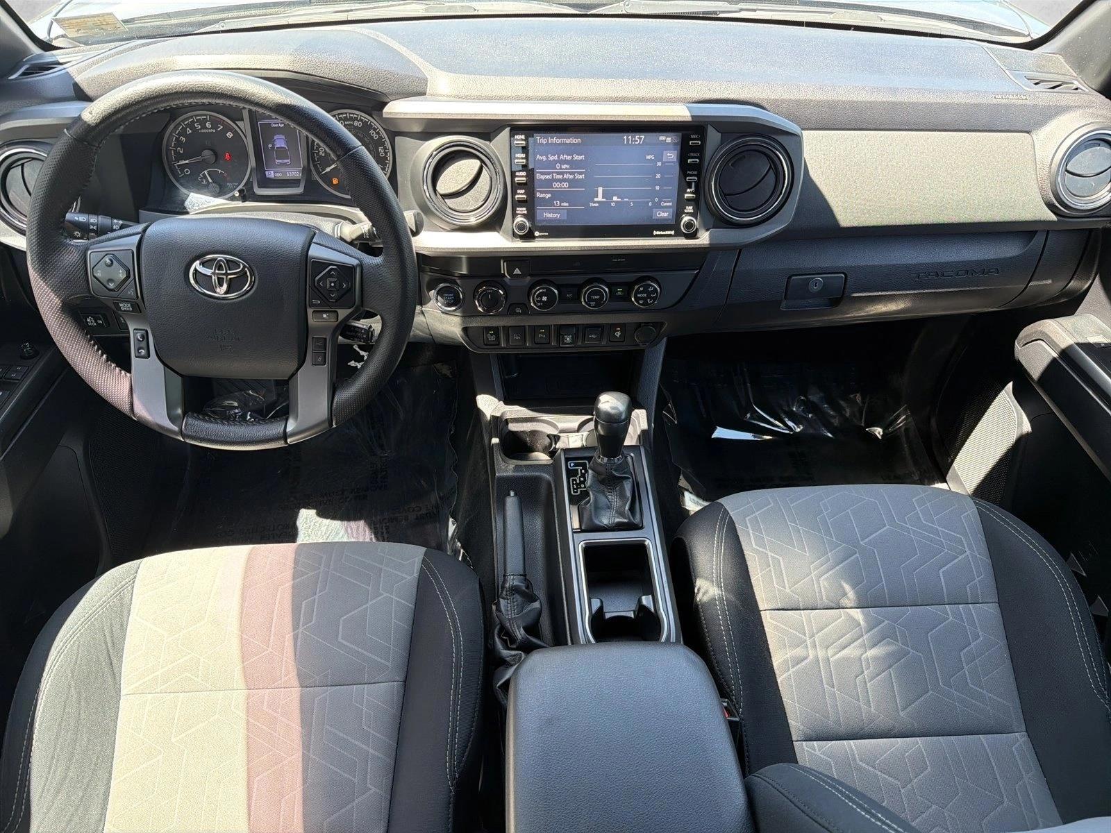 Thumbnail: 2020 Toyota Tacoma - 3