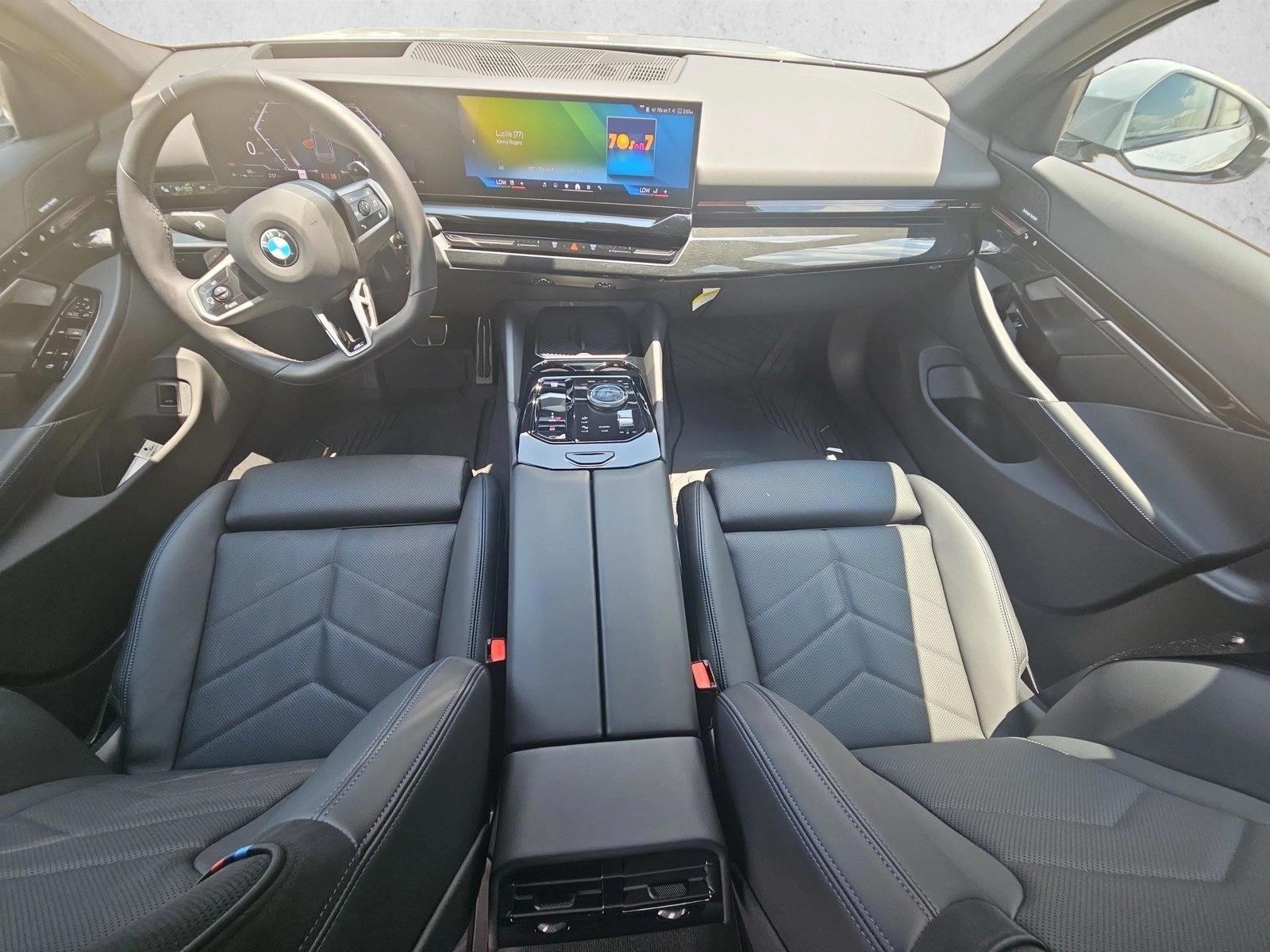 Thumbnail: 2026 BMW 5 Series - 3