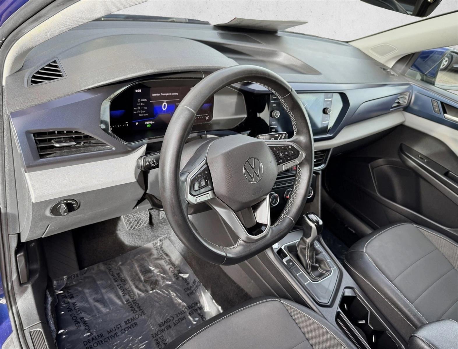 Thumbnail: 2022 Volkswagen Taos - 3