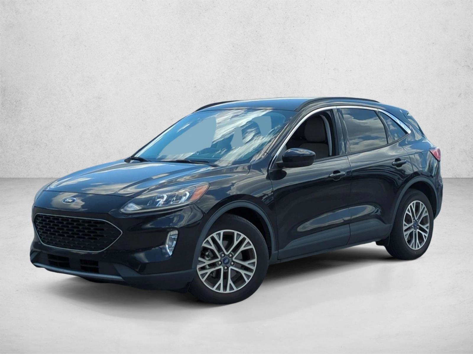 Thumbnail: 2021 Ford Escape - 2