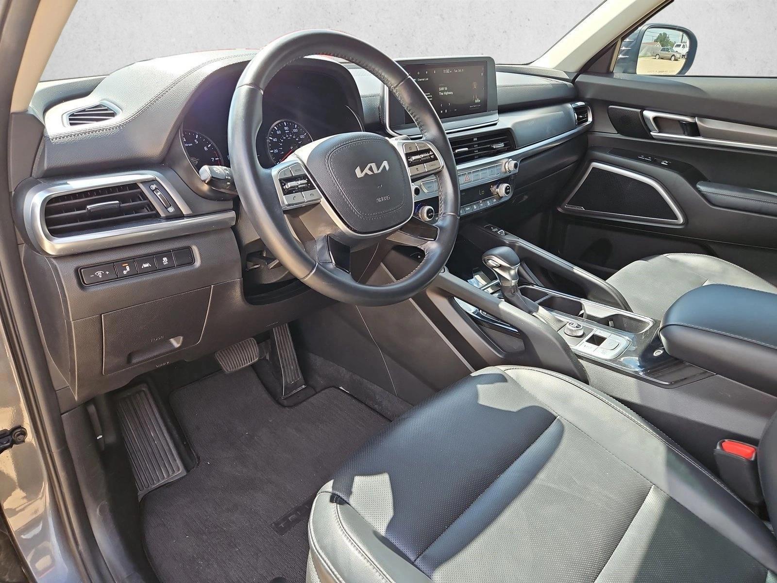 2022 Kia Telluride S - Photo 10