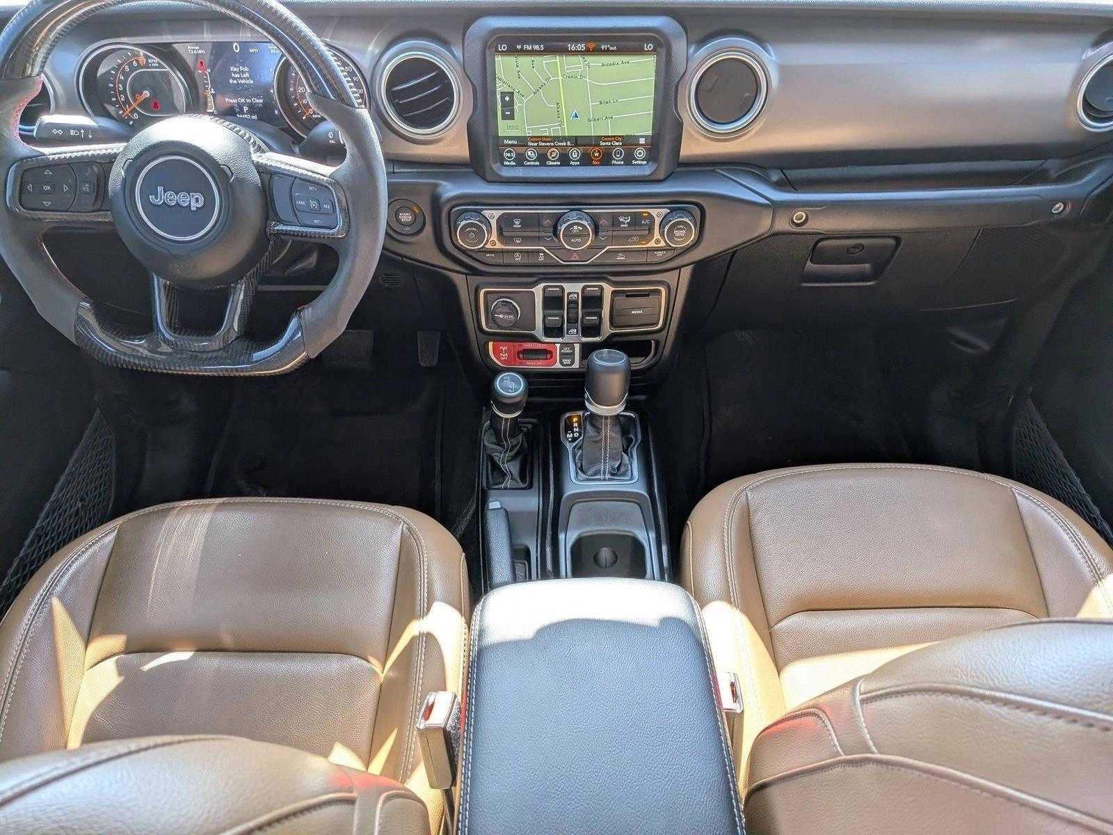 Thumbnail: 2023 Jeep Gladiator - 3