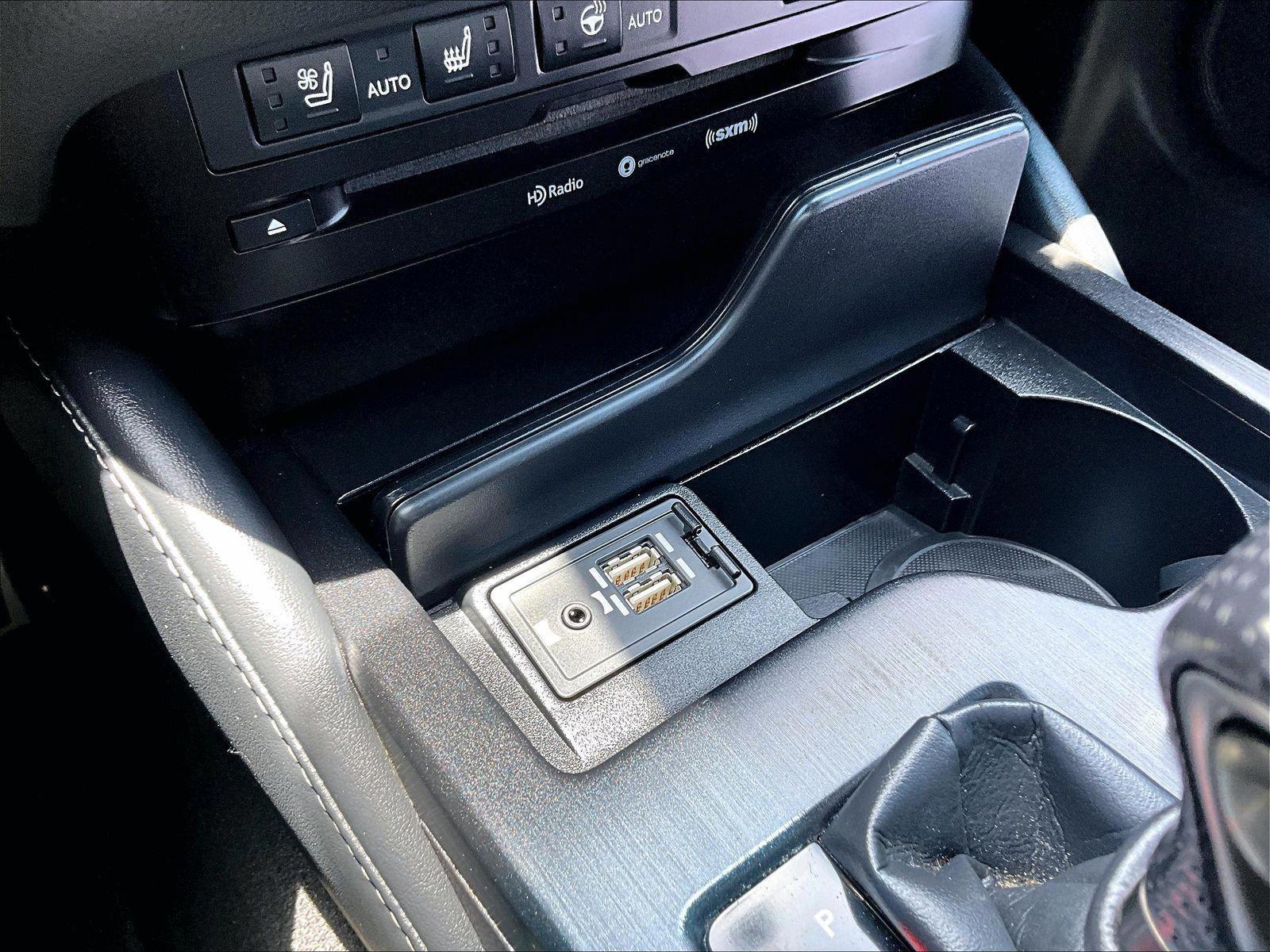 2019 Lexus ES F SPORT - Photo 23