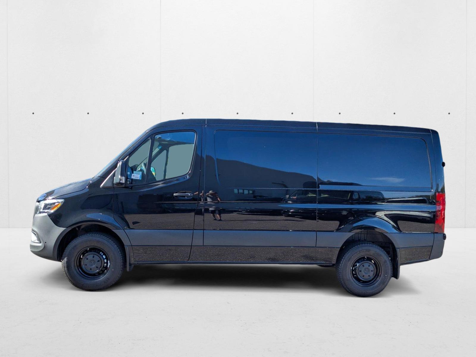 Thumbnail: 2025 Mercedes-Benz Sprinter - 2