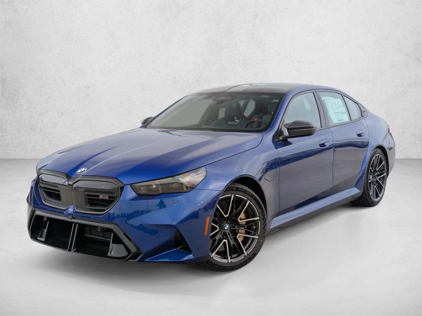 Thumbnail: 2026 BMW M5 - 1