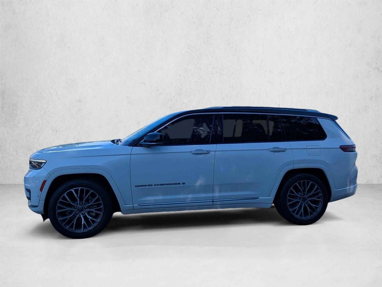 Thumbnail: 2023 Jeep Grand Cherokee L - 2