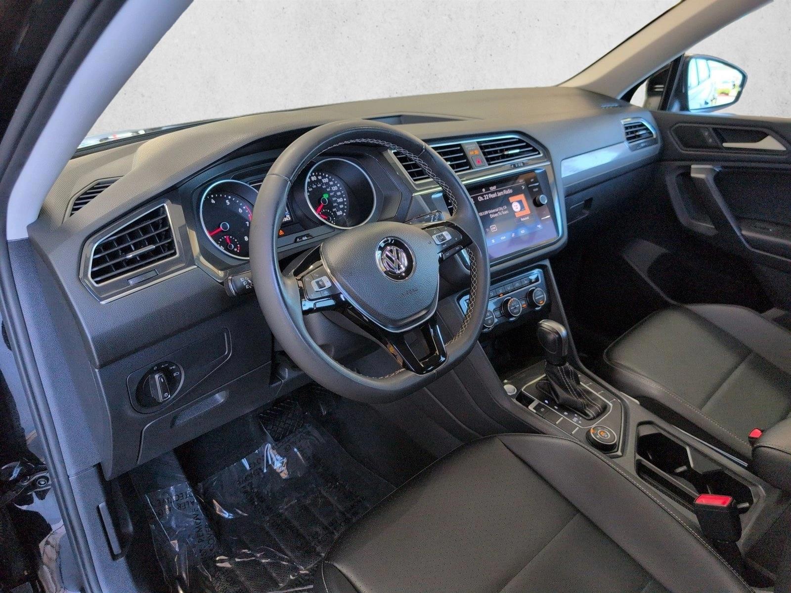 Thumbnail: 2021 Volkswagen Tiguan - 3