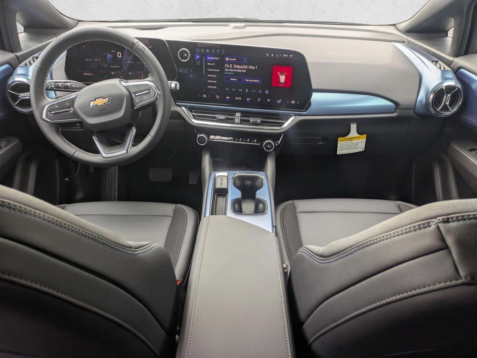Thumbnail: 2026 Chevrolet Equinox - 3