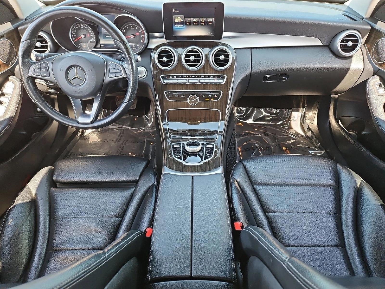 Thumbnail: 2017 Mercedes-Benz C-Class - 4