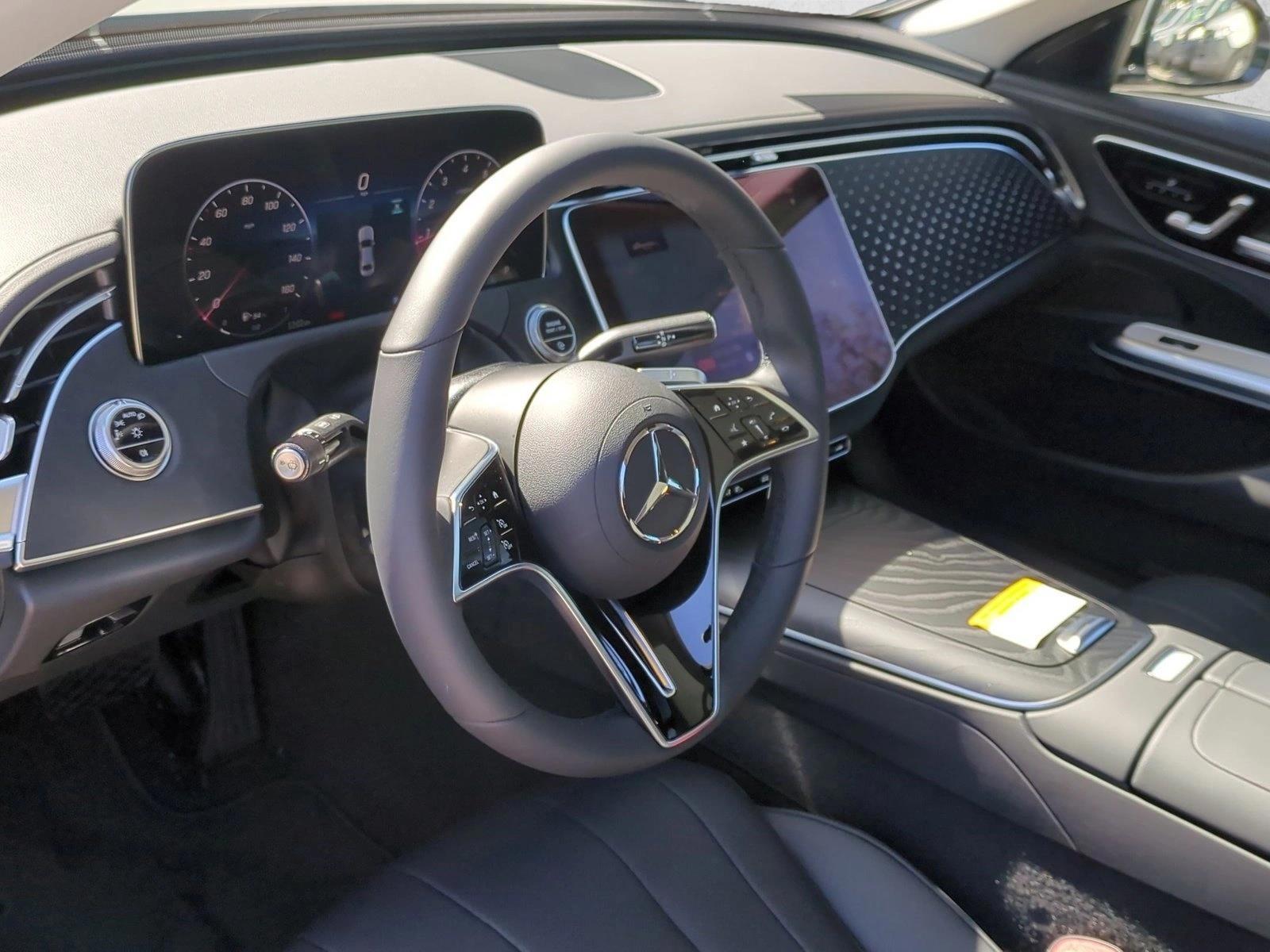 Thumbnail: 2026 Mercedes-Benz E-Class - 3