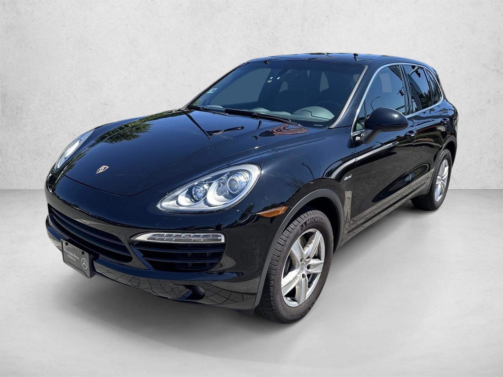 Thumbnail: 2013 Porsche Cayenne - 1