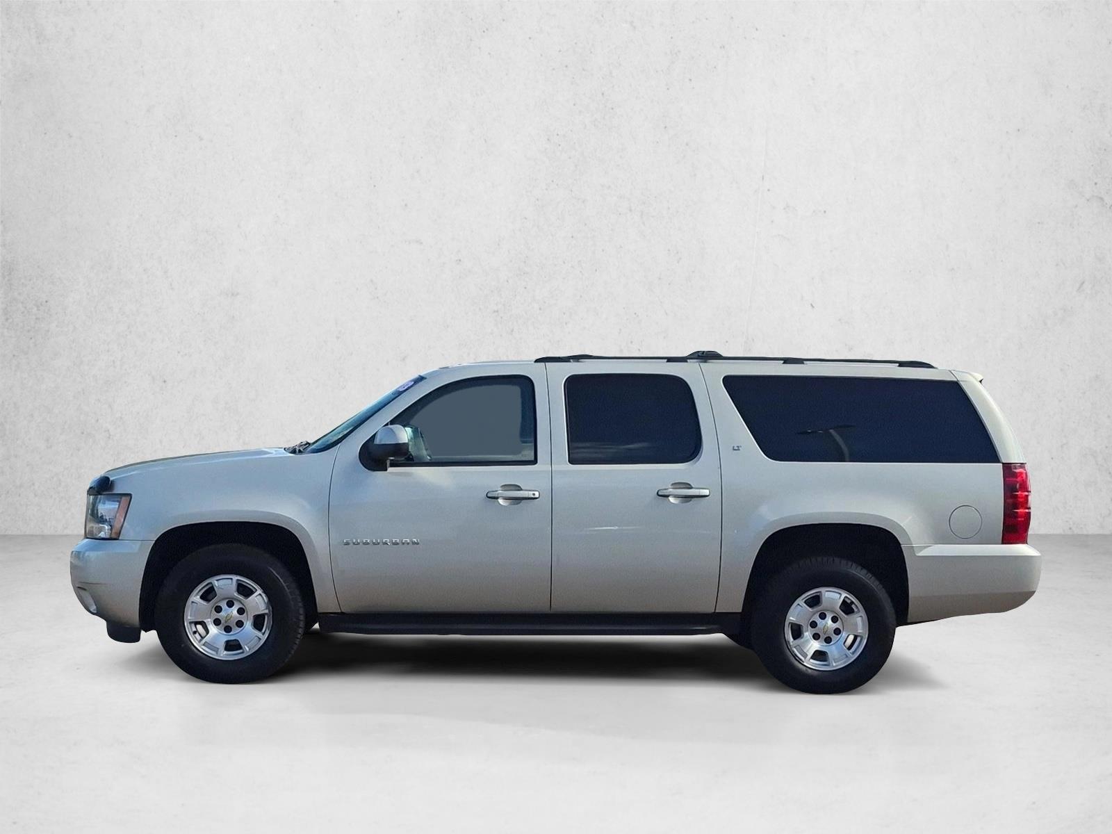 Thumbnail: 2013 Chevrolet Suburban - 2