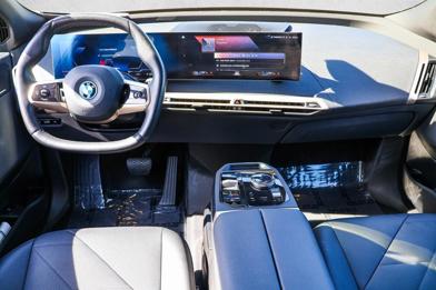 2023 BMW IX