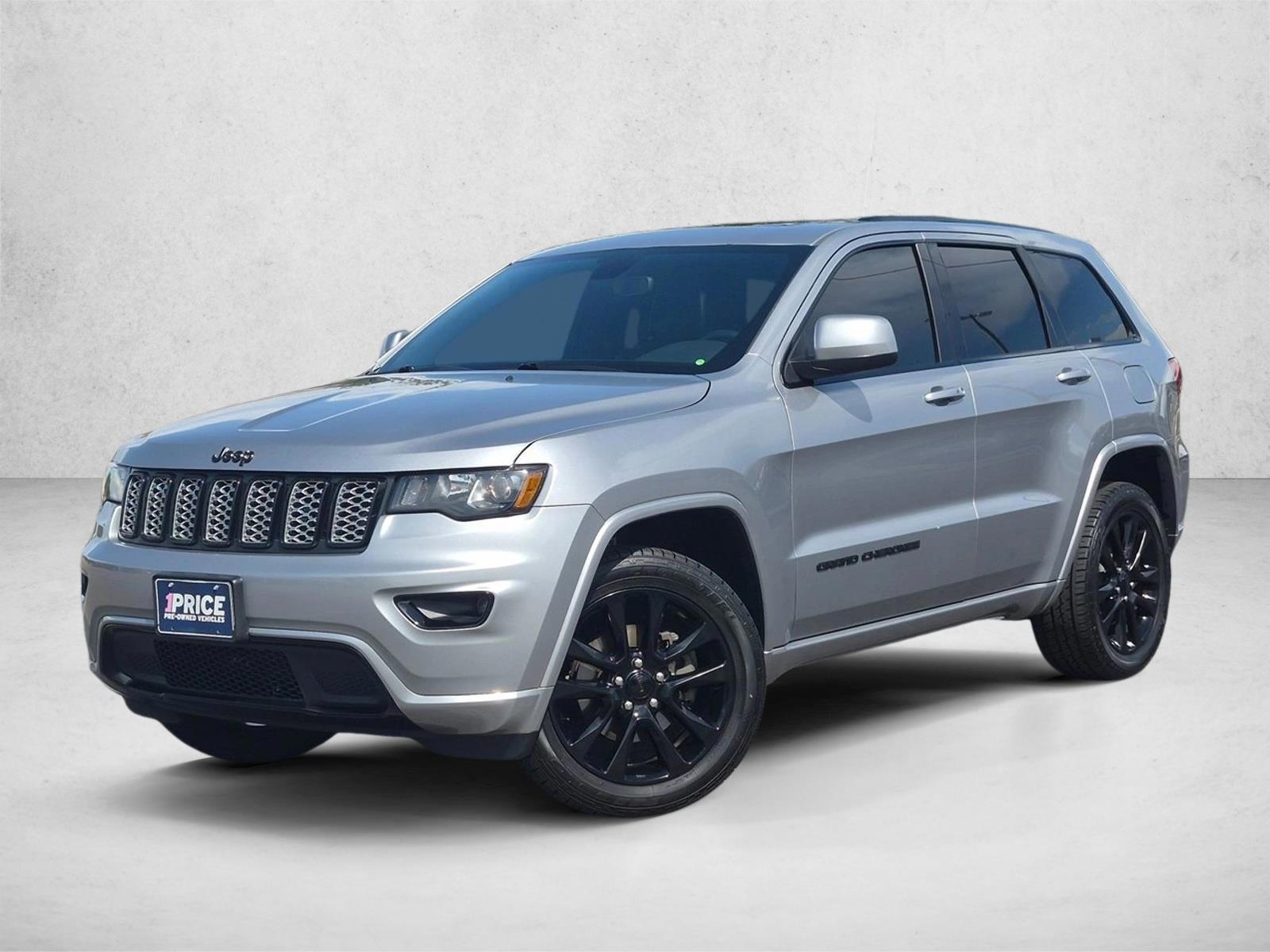 2018 Jeep Grand Cherokee Altitude 4WD's photo