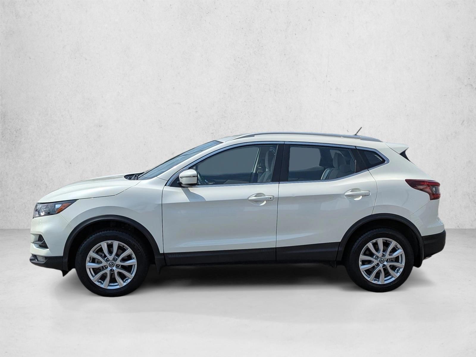 Thumbnail: 2022 Nissan Rogue Sport - 2