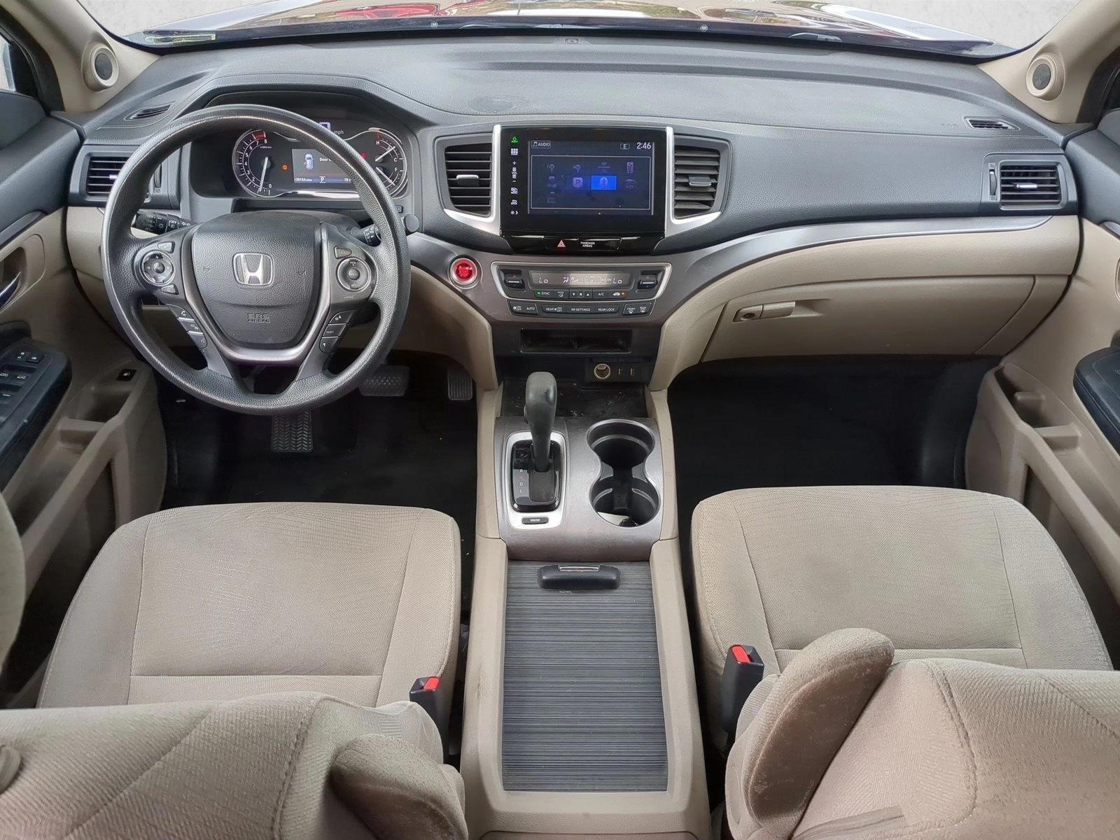 Thumbnail: 2016 Honda Pilot - 3