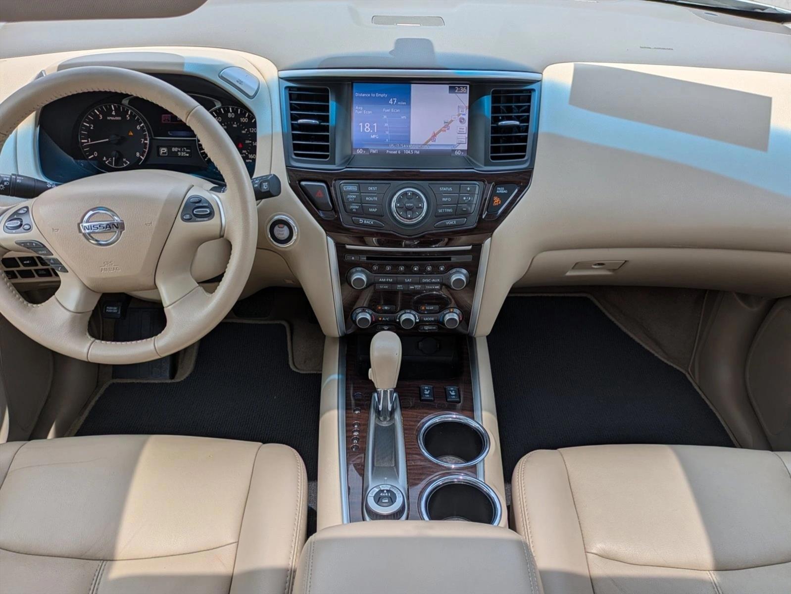 Thumbnail: 2015 Nissan Pathfinder - 3