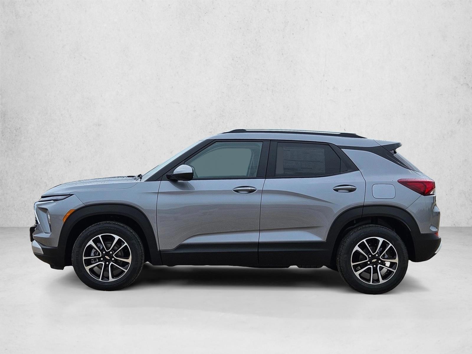 Thumbnail: 2026 Chevrolet TrailBlazer - 2