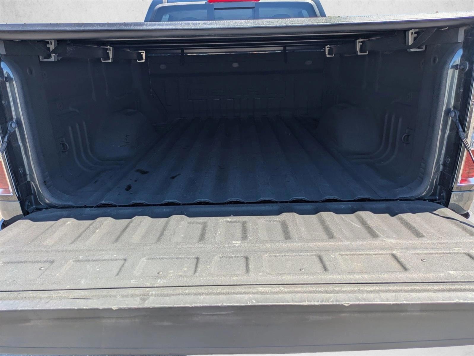 2021 GMC Canyon 4WD Denali Crew Cab Short Box's photo