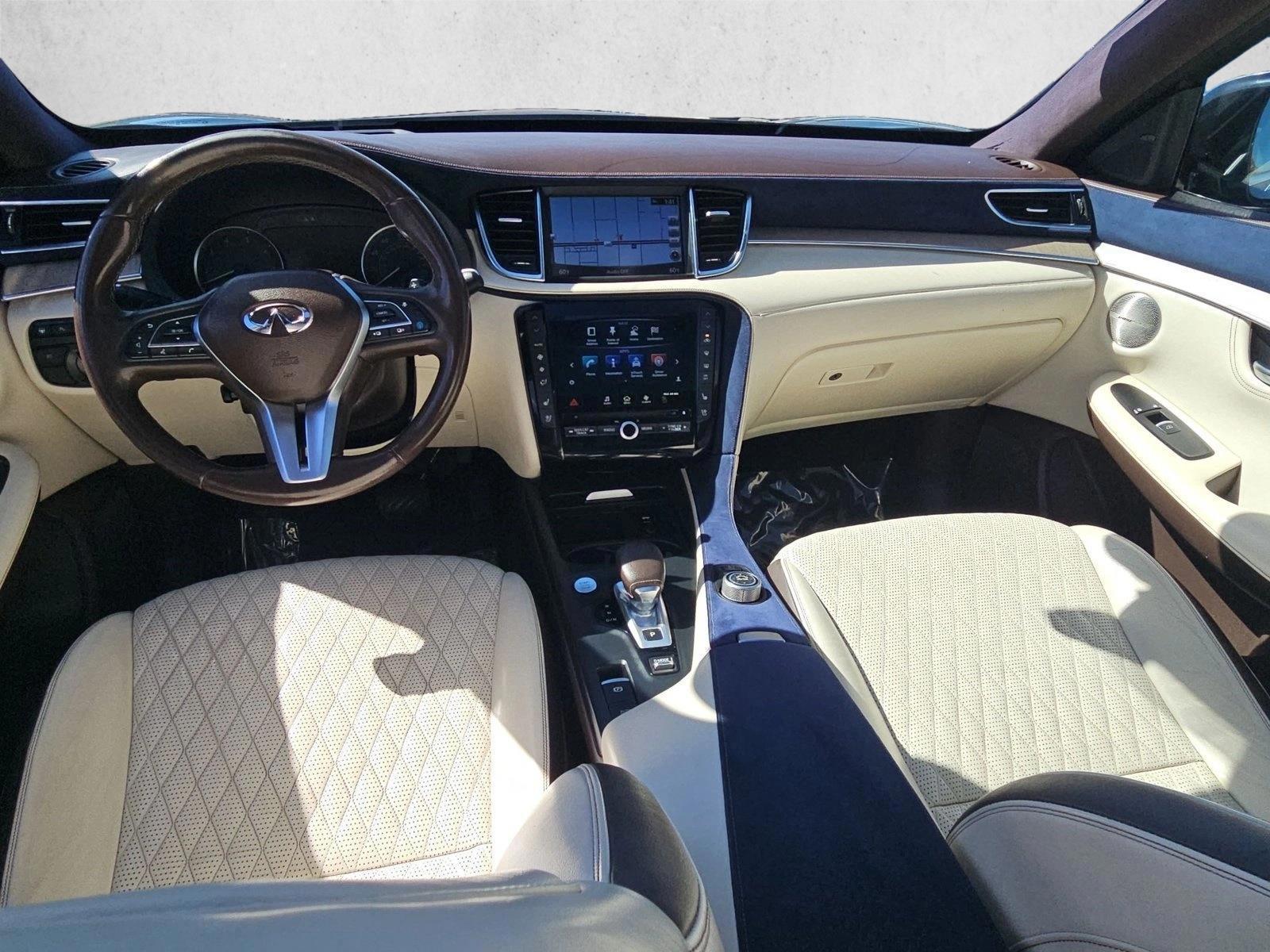 Thumbnail: 2019 INFINITI QX50 - 3