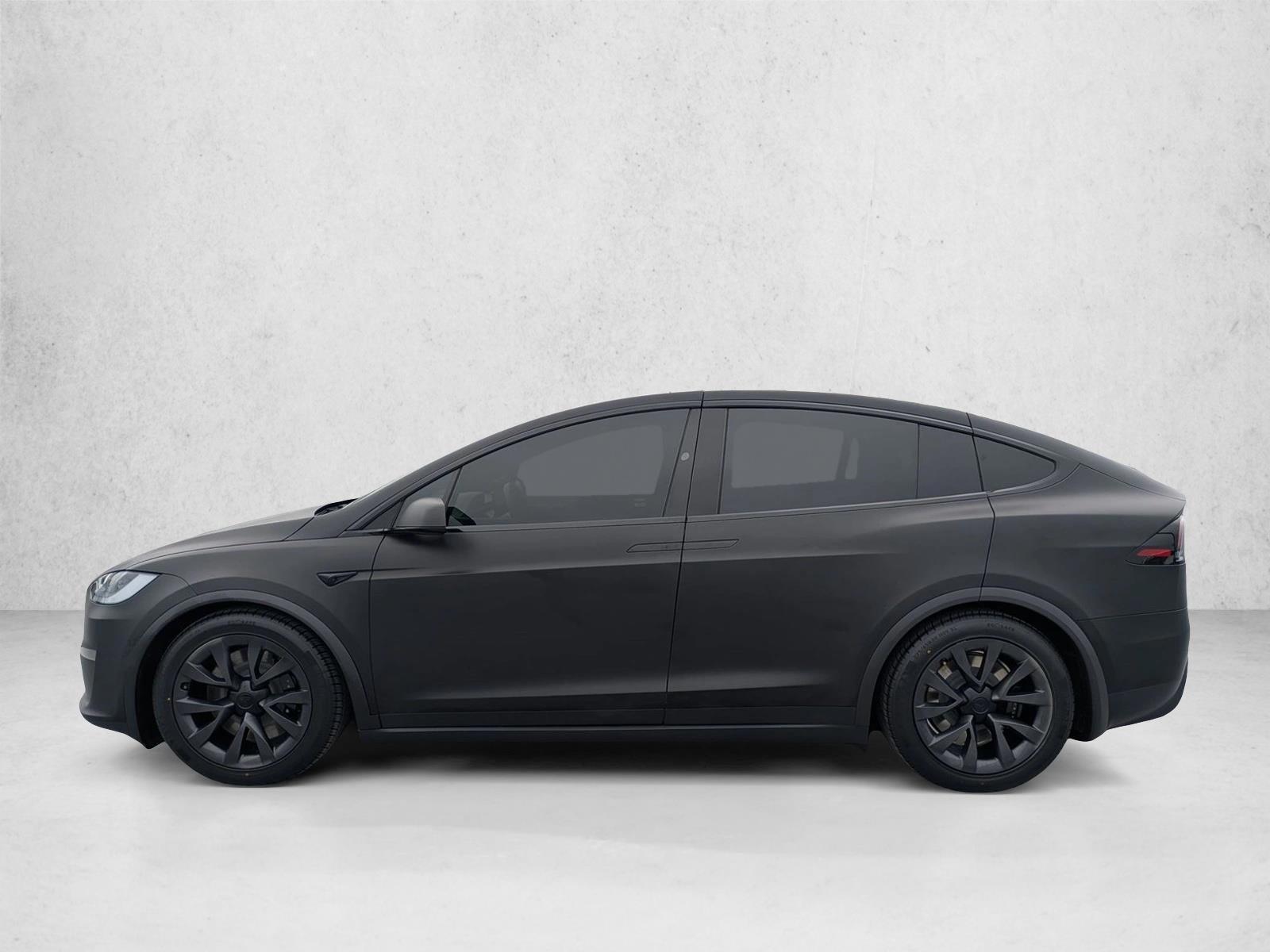 Thumbnail: 2023 Tesla Model X - 2