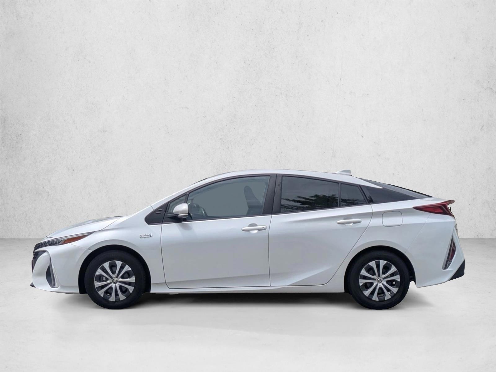 Thumbnail: 2021 Toyota Prius Prime - 2