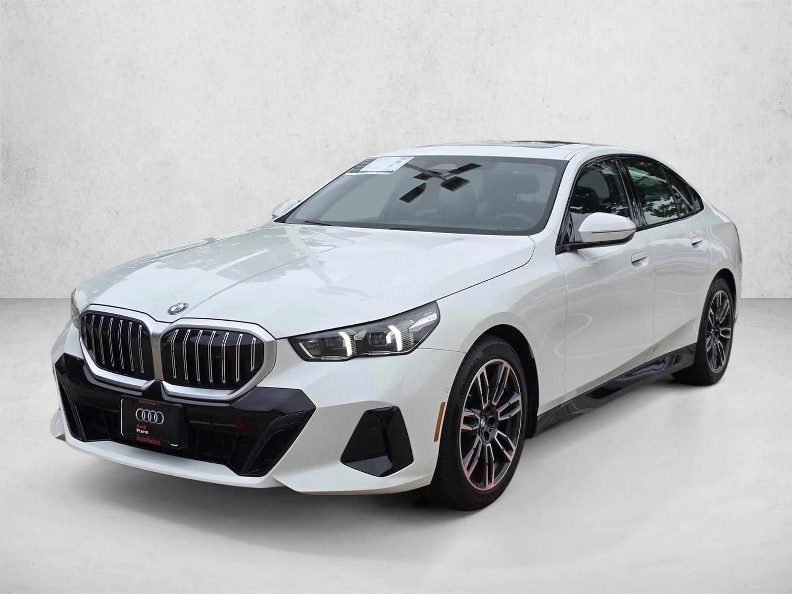 Thumbnail: 2026 BMW 5 Series - 1