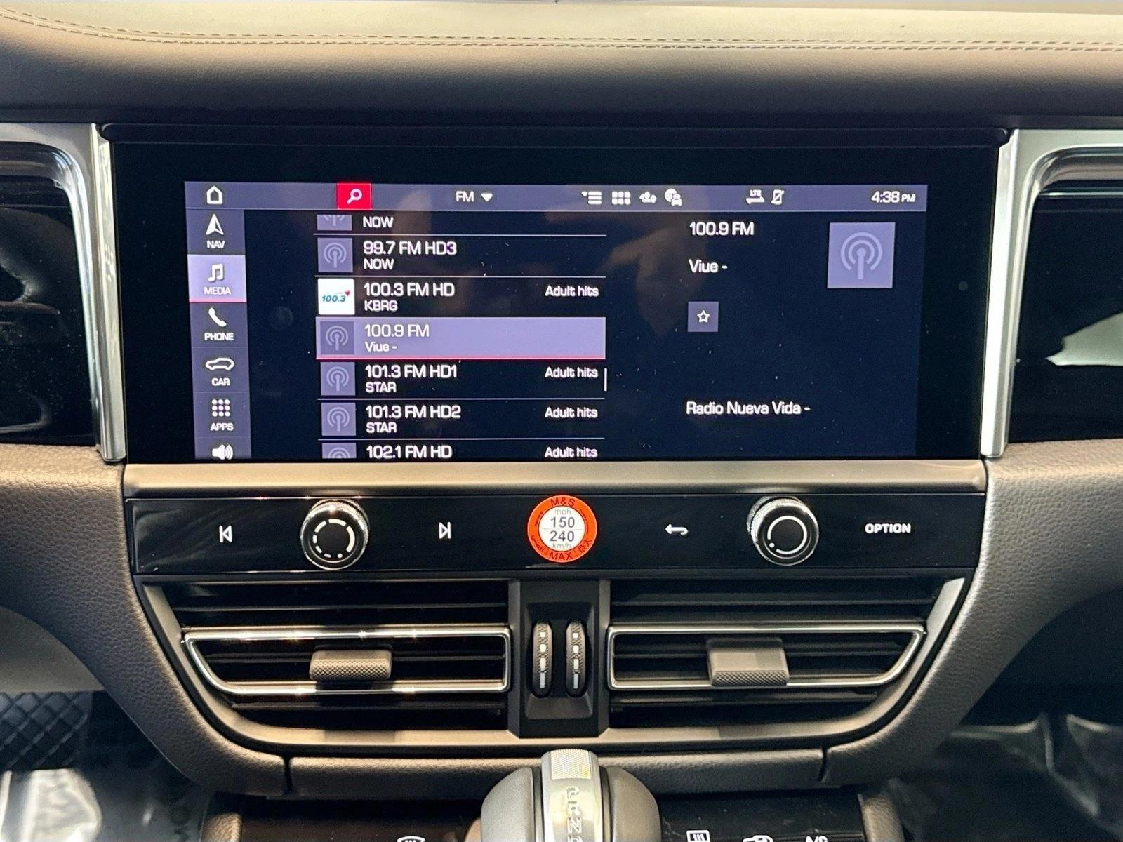 2026 Porsche Macan S - Photo 15