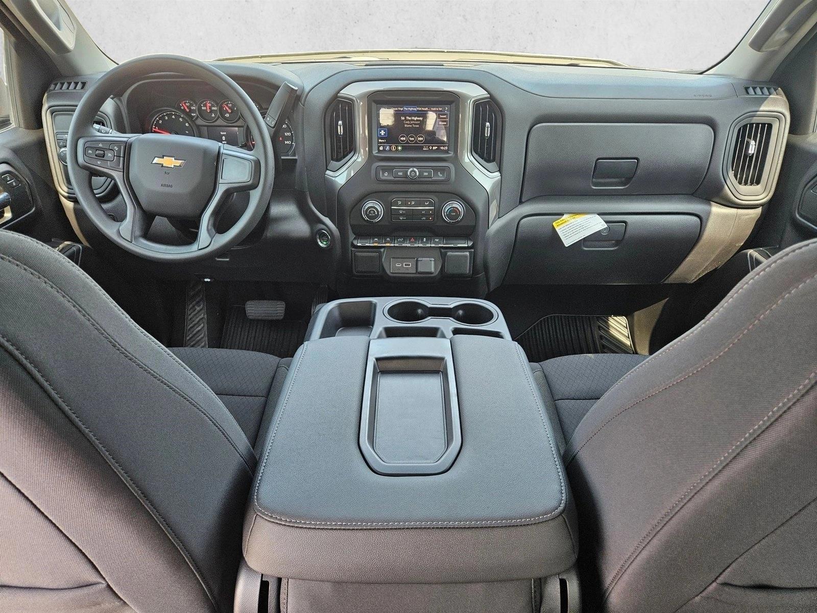 Thumbnail: 2026 Chevrolet Silverado 1500 - 3