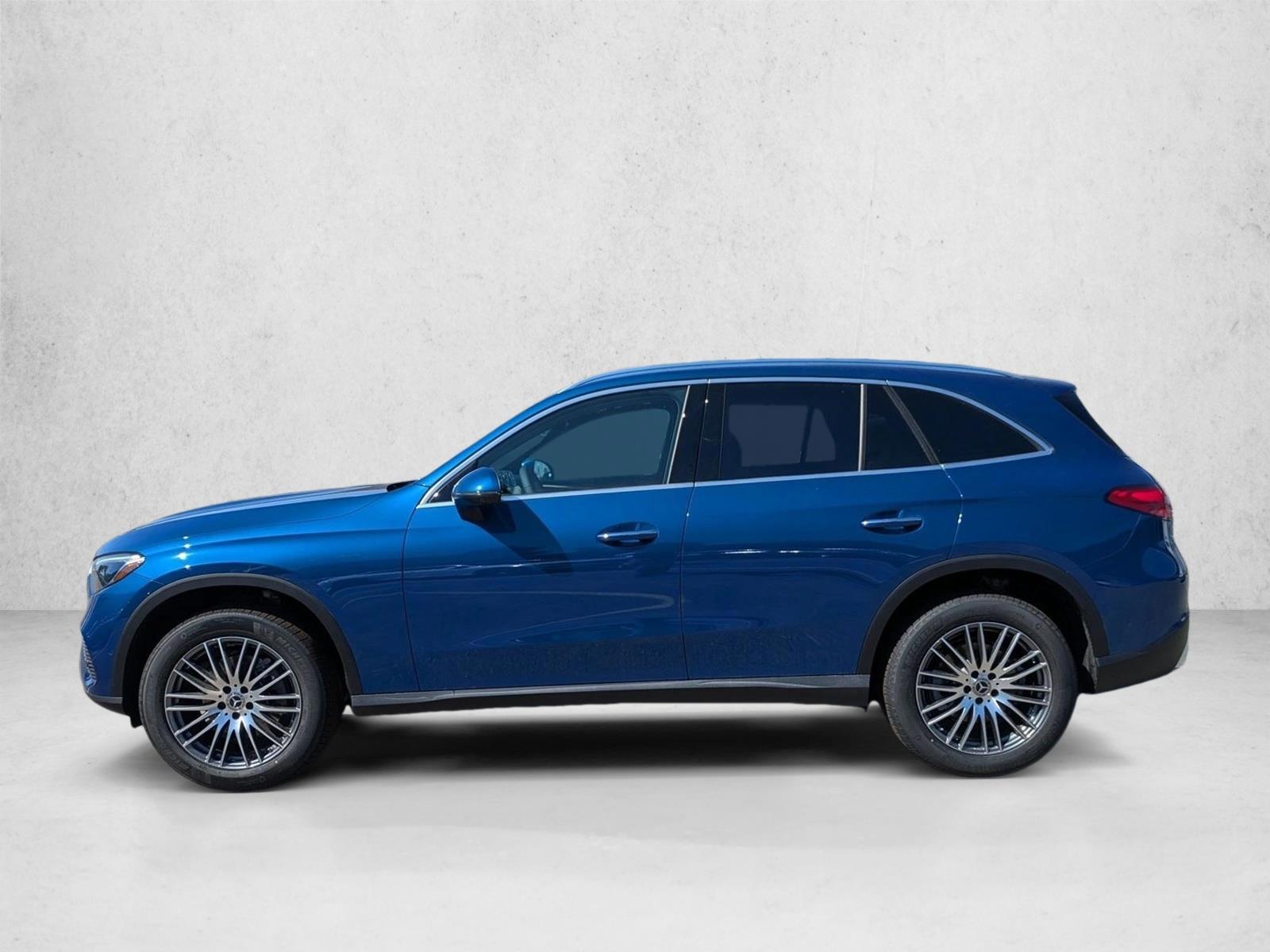Thumbnail: 2026 Mercedes-Benz GLC - 2