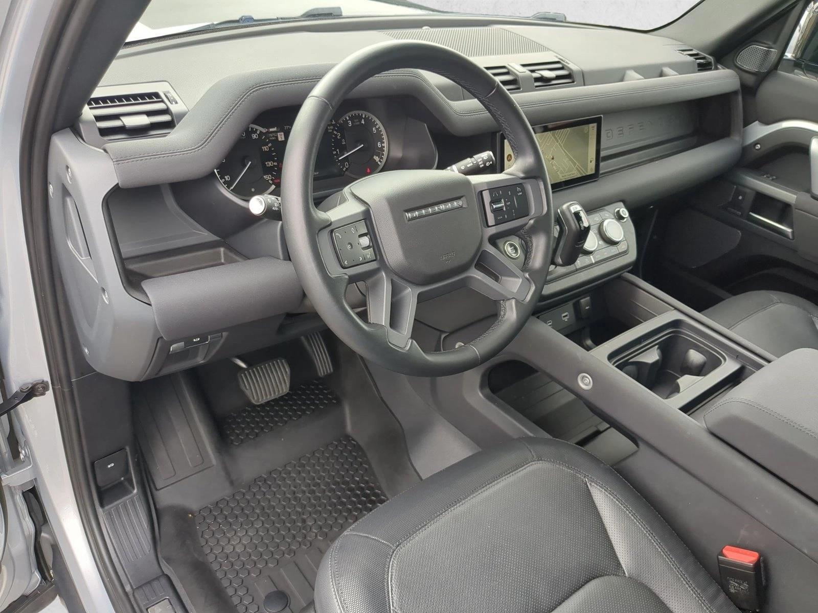 Thumbnail: 2023 Land Rover Defender - 4