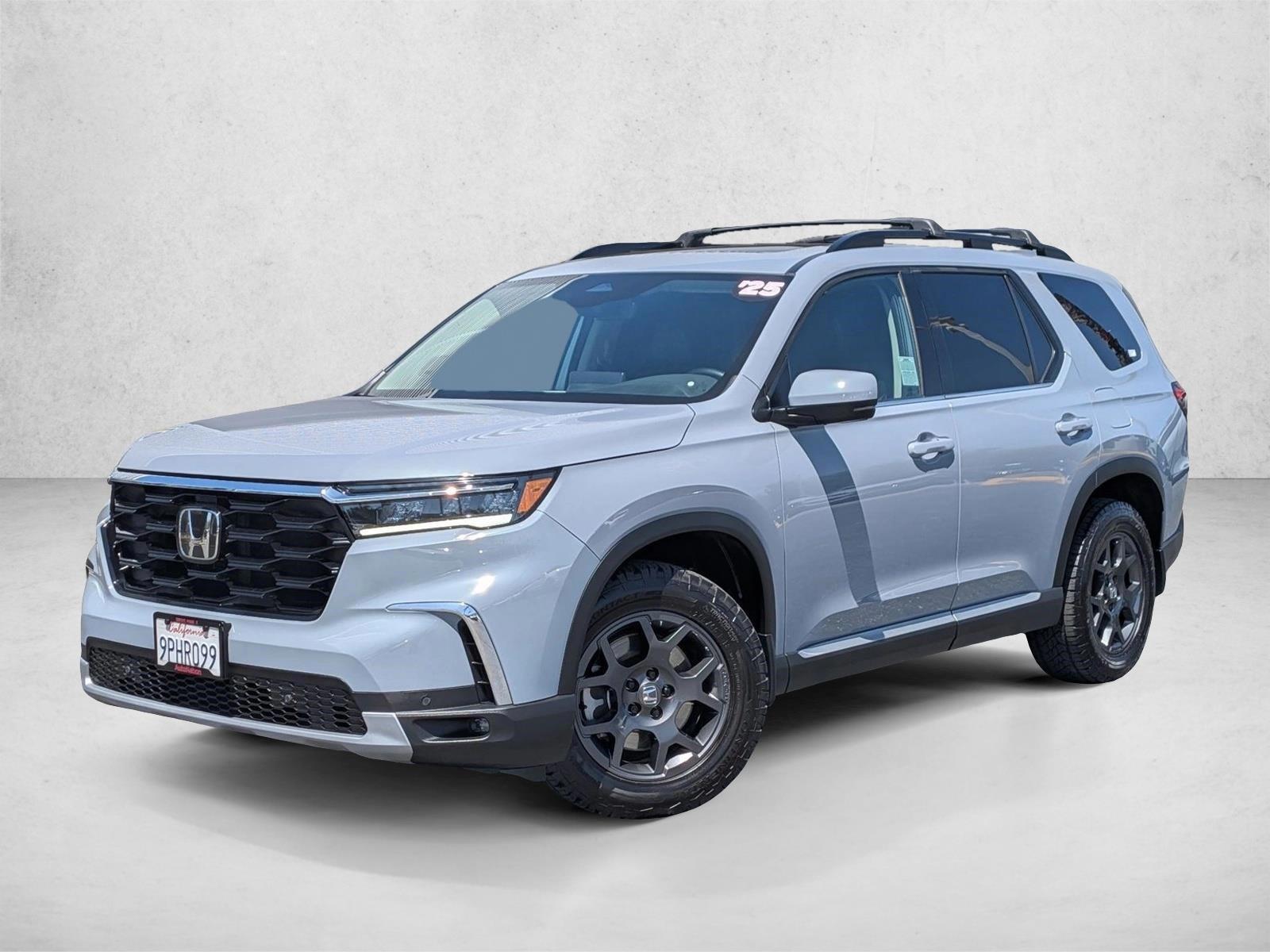 Thumbnail: 2025 Honda Pilot - 1