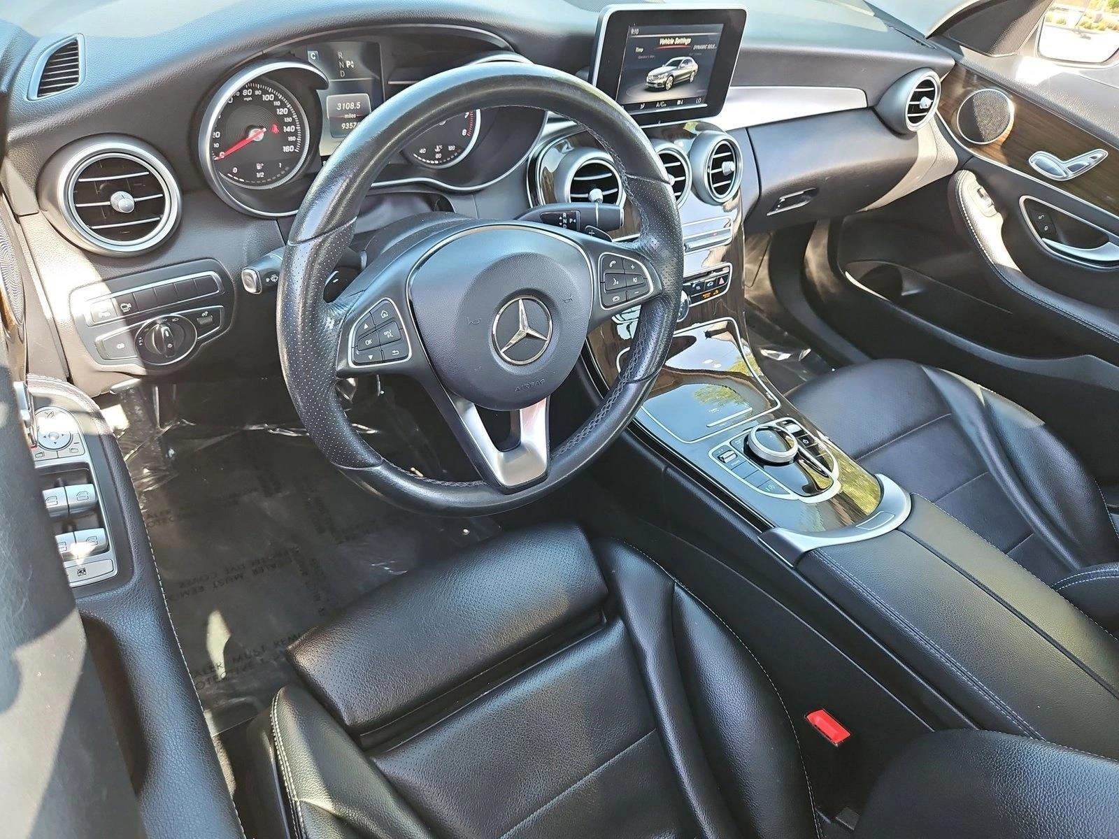 Thumbnail: 2017 Mercedes-Benz C-Class - 3