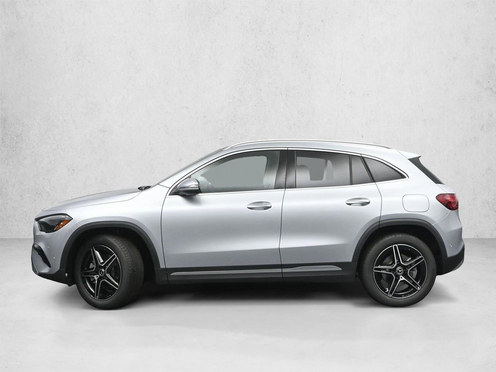 Thumbnail: 2026 Mercedes-Benz GLA - 2