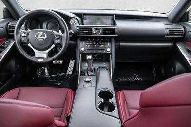 2018 Lexus IS