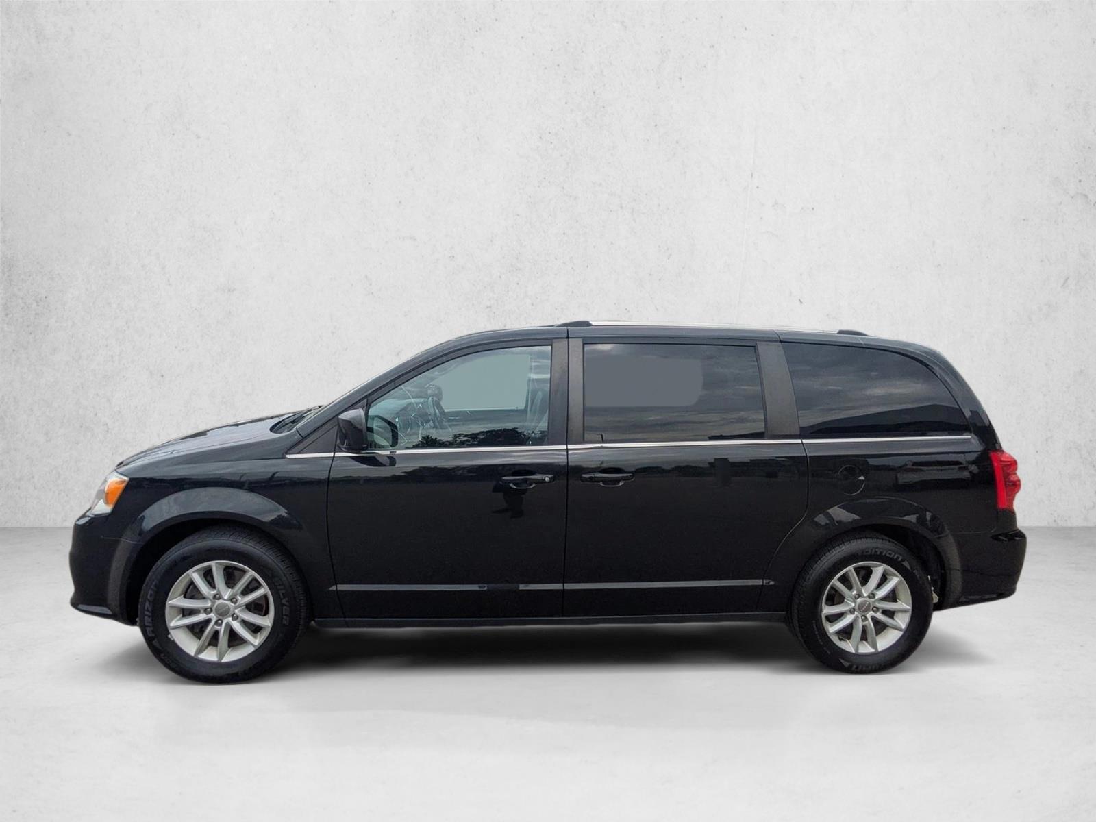 Thumbnail: 2019 Dodge Grand Caravan - 2