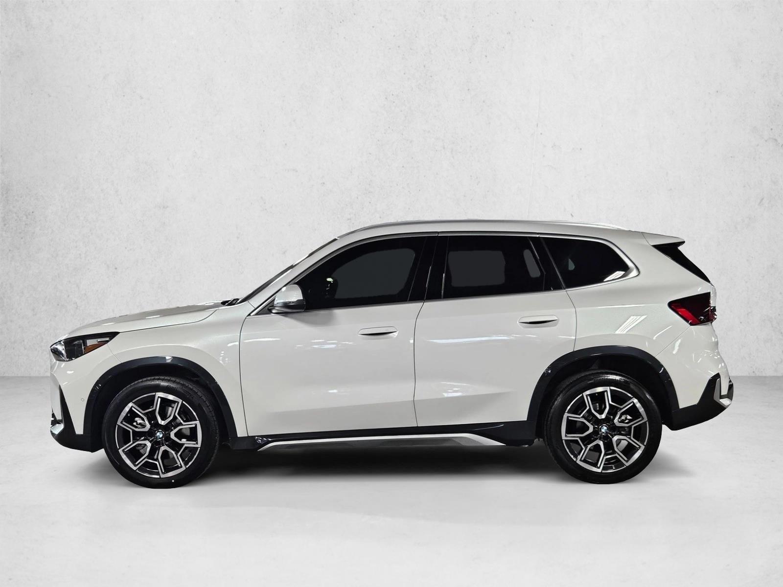 Thumbnail: 2025 BMW X1 - 2
