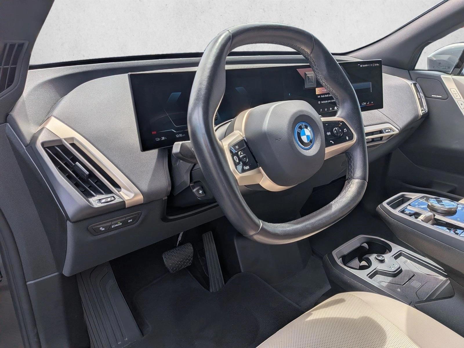 Thumbnail: 2024 BMW iX - 3