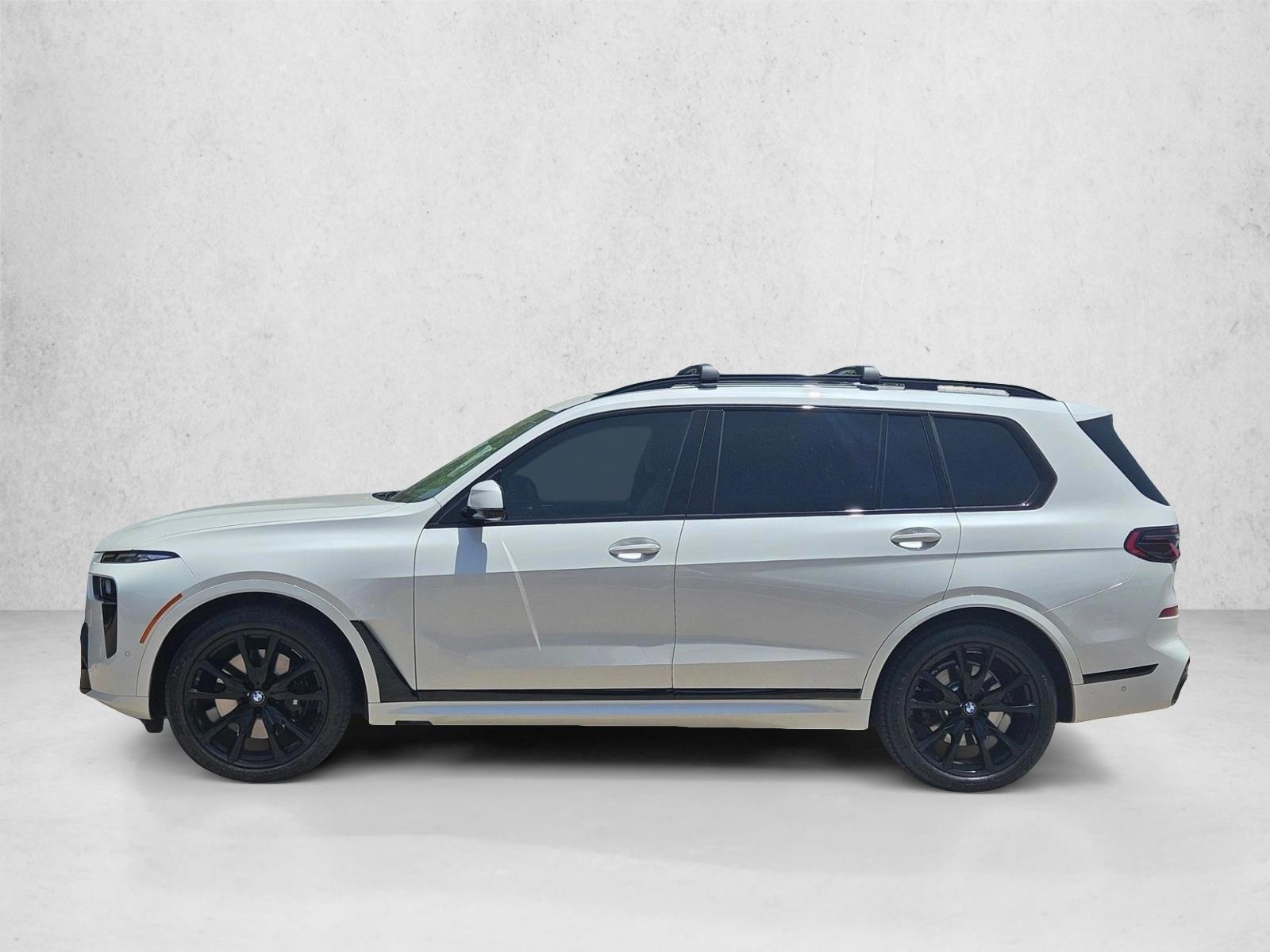 Thumbnail: 2026 BMW X7 - 2