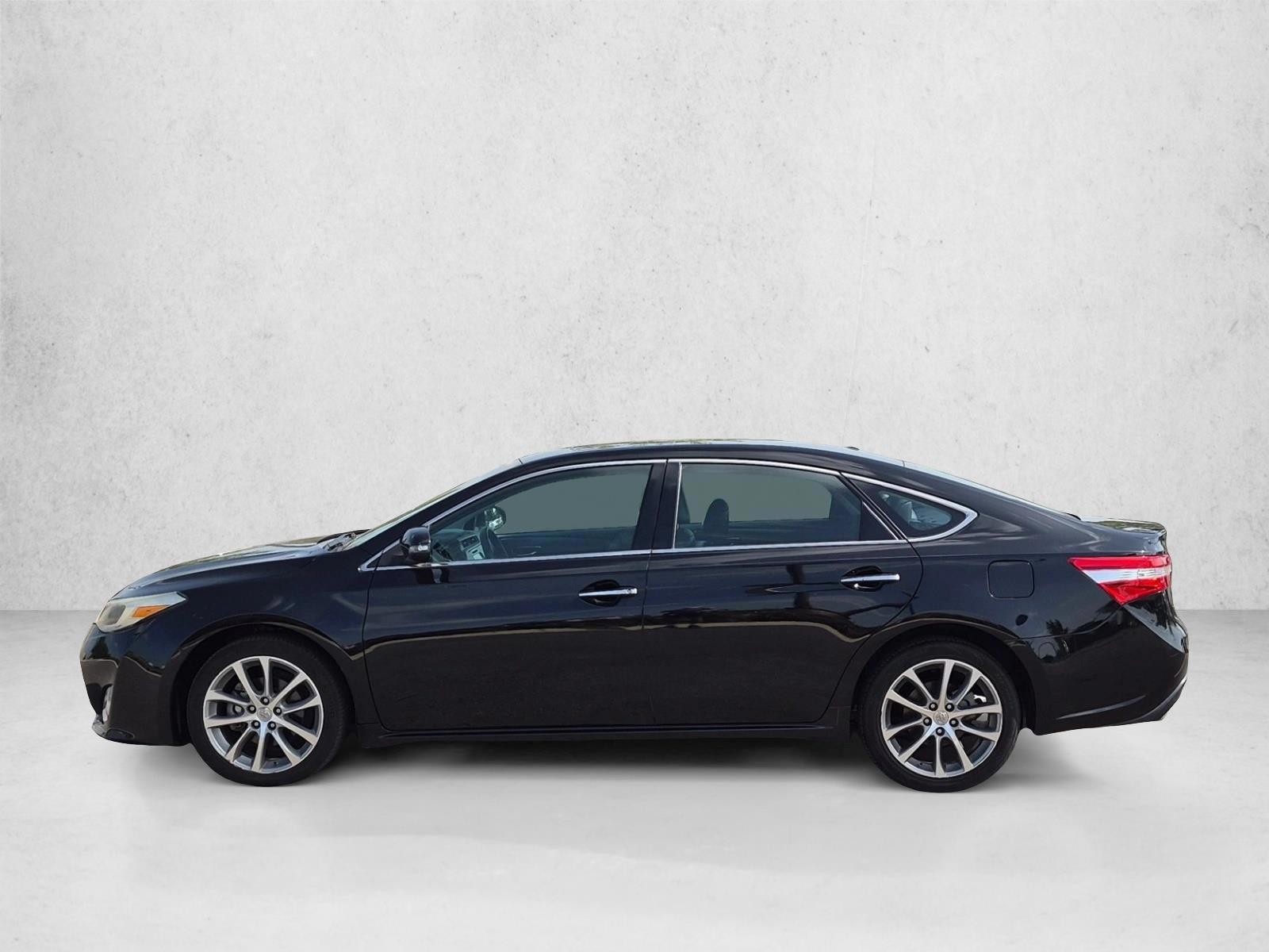 Thumbnail: 2015 Toyota Avalon - 2