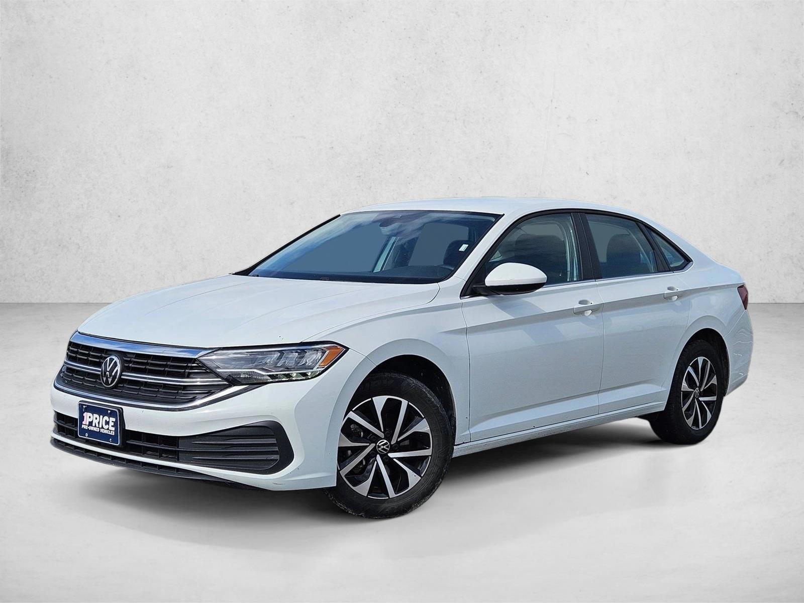 Thumbnail: 2024 Volkswagen Jetta - 1