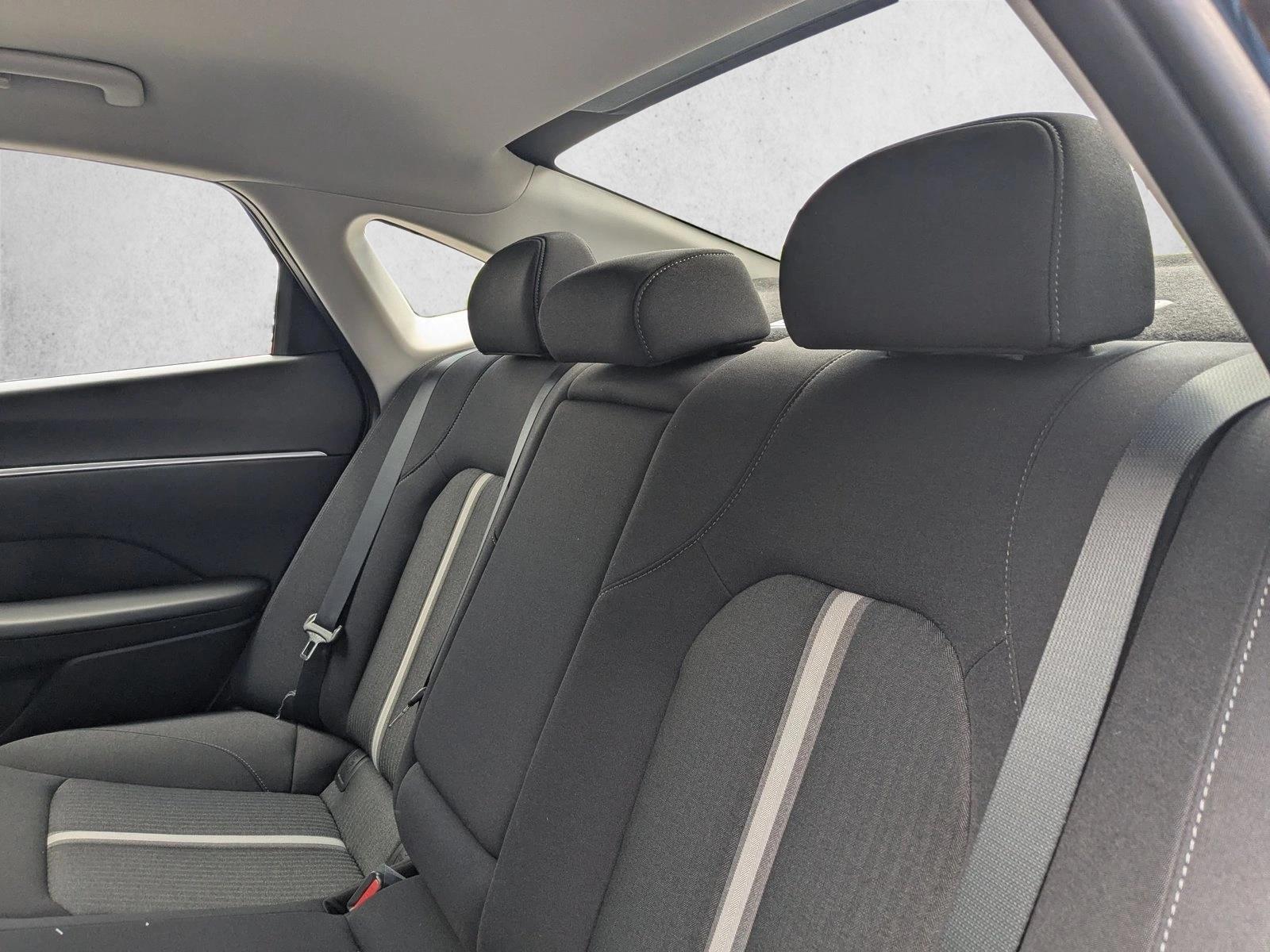 2025 Hyundai Sonata SEL - Photo 15