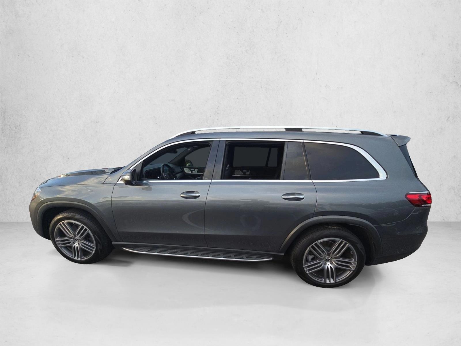 Thumbnail: 2022 Mercedes-Benz GLS - 2