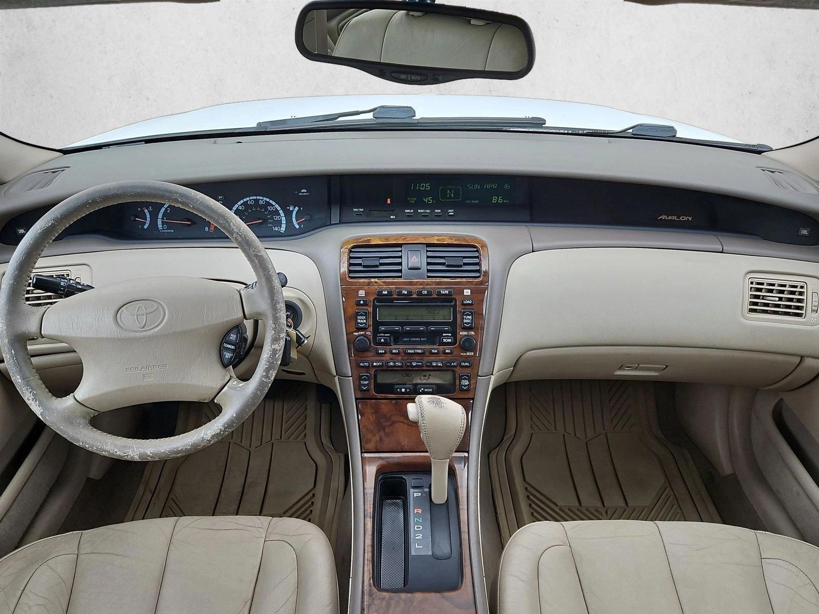 Thumbnail: 2001 Toyota Avalon - 3