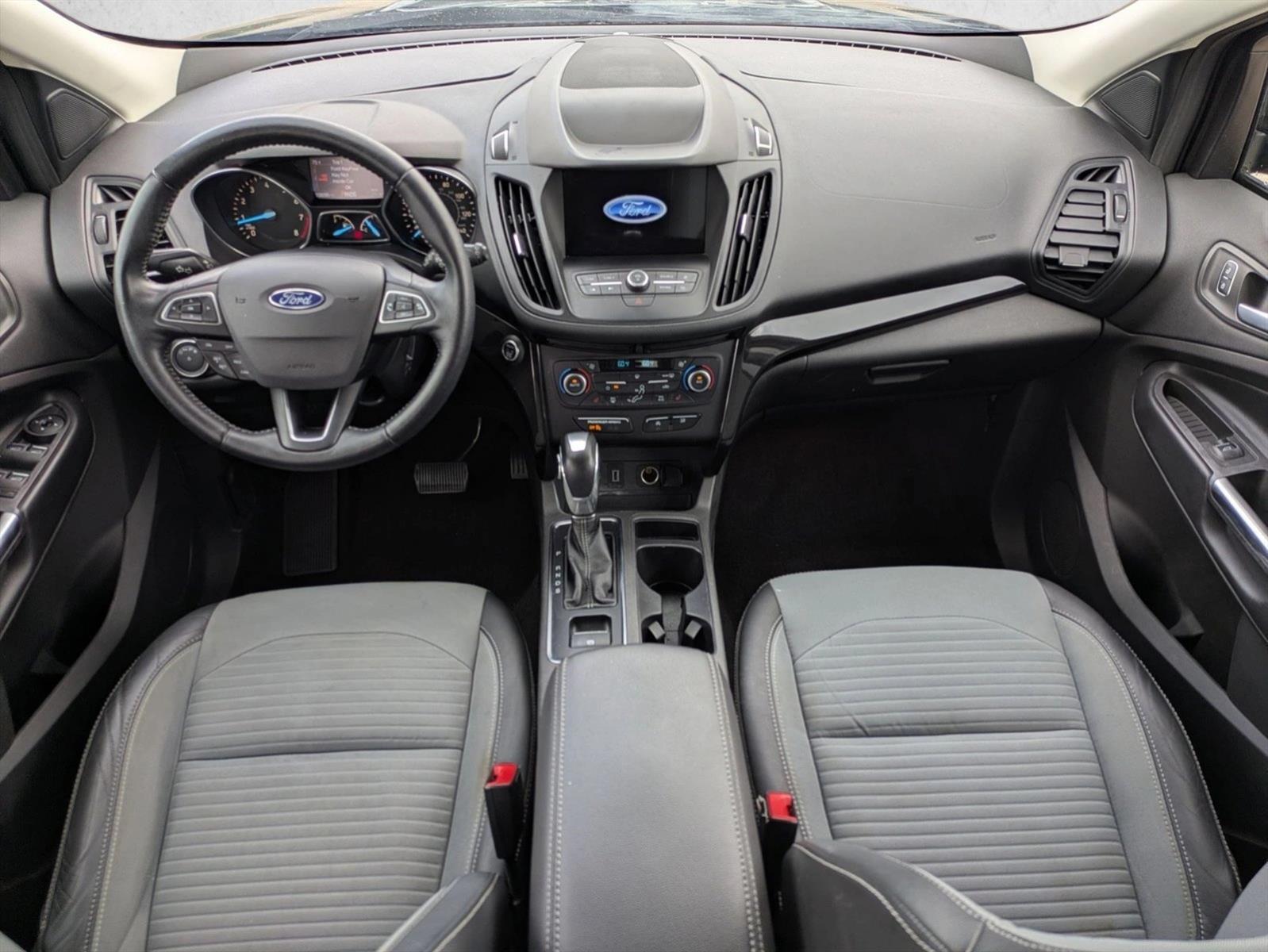 Thumbnail: 2019 Ford Escape - 3